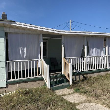 Queen Anne'S Revenge At The Beach Cottage كيتي هوك المظهر الخارجي الصورة